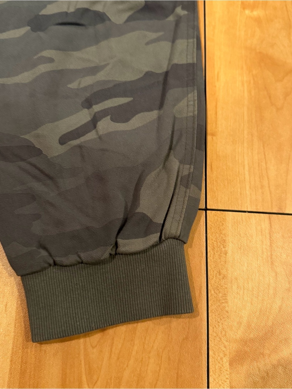 Splendid Camo Utility Jogger Pants Drawstring M - Picture 5 of 7
